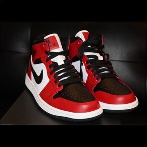 Air Jordan 1 Mid